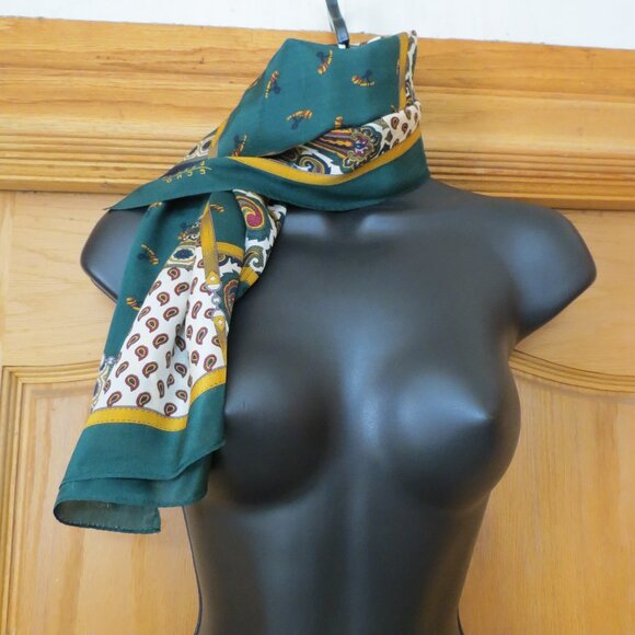 Club 7 Echo scarf - Picture 6 of 15